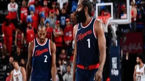 热刺遭阿森纳猛烈攻势，媒体盛赞枪手舞动盛宴，谁能匹敌？