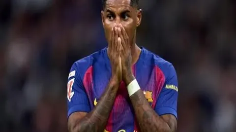 揭秘中青赛U15冠军秘诀：传控艺术与大开大合策略之争，主帅独家解密！